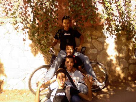moi en haut puis ahmed,1 ami & soufiane
